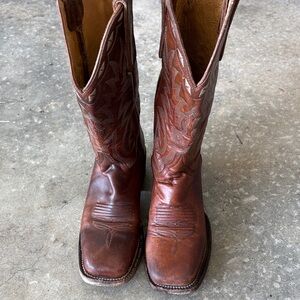 Classic Brown Leather Cowboy Boots